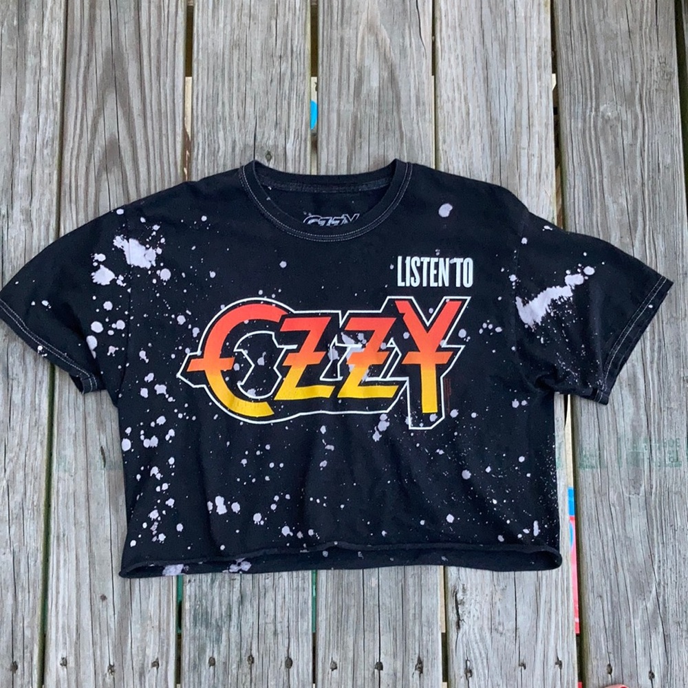 Cropped Ozzy T-shirt